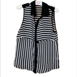 •DO & BE• black/white button down tank top blouse size small. **like new**